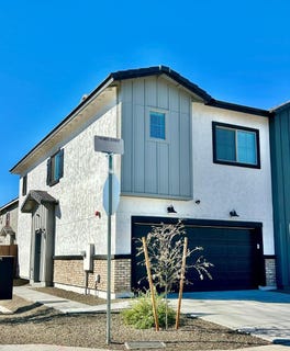 /international/us/7508-s-75th-drive-laveen-az-110107875131/