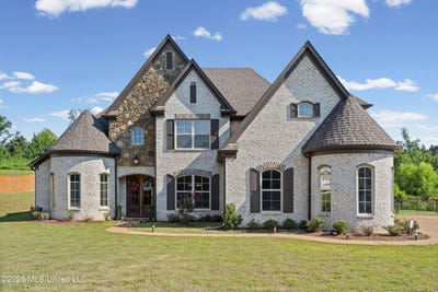 /international/us/224-poplar-lane-holly-springs-ms-110109727728/