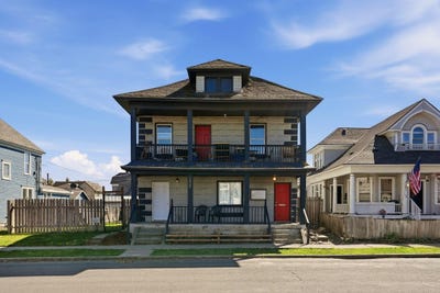 /international/us/1913-w-mallon-ave-spokane-wa-110106851061/