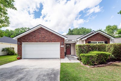 /international/us/234-everwood-court-moncks-corner-sc-110108169931/