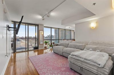 /international/us/600-admiral-boulevard-kansas-city-mo-110105725744/