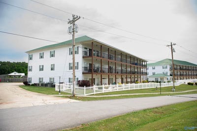/international/us/5799-bay-village-drive-athens-al-110107762397/