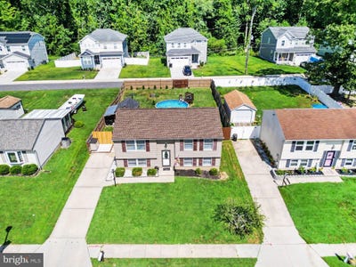 /international/us/1922-sue-creek-drive-essex-md-110109977864/