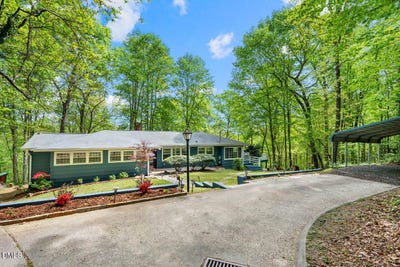 /international/us/31-mt-bolus-road-chapel-hill-nc-110107211056/