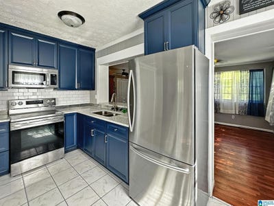 /international/us/1006-2nd-avenue-clanton-al-110100987378/