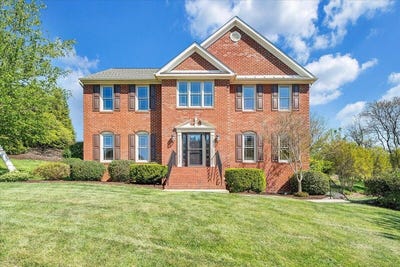 /international/us/7706-hollins-court-cir-roanoke-va-110107394473/
