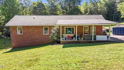/international/us/6172-chaucer-trail-pleasant-garden-nc-110100337161/