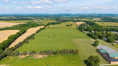 /international/us/2010-knightly-mill-rd-new-hope-va-110108654694/
