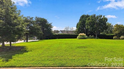 /international/us/3736-steve-ikerd-drive-ne-hickory-nc-110110241815/