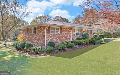 /international/us/586-collins-road-toccoa-ga-110107316148/