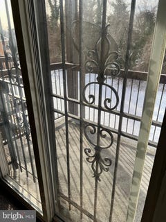 /international/us/3811-swann-road-suitland-md-110096976916/
