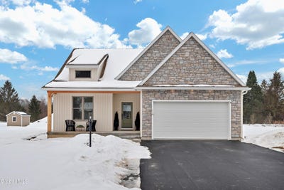 /international/us/116-schuurman-road-castleton-ny-110105975179/