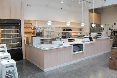 /international/us/1111-main-street-b-st-helena-ca-110106698077/