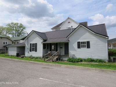/international/us/413-s-main-st-jellico-tn-110107017603/