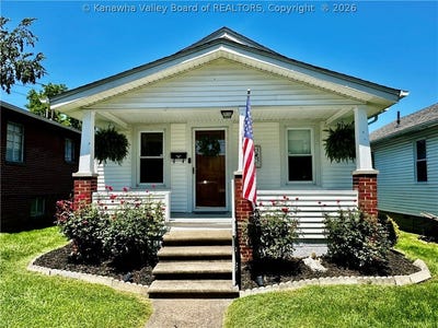 /international/us/331-17th-street-dunbar-wv-110108575015/