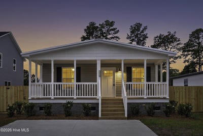 /international/us/1025-pine-ridge-court-castle-hayne-nc-110106840914/