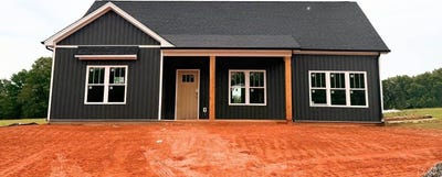 /international/us/10424-leesville-road-lynch-station-va-110107483201/