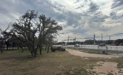 /international/us/ranch-road-12-dripping-springs-tx-110097091060/