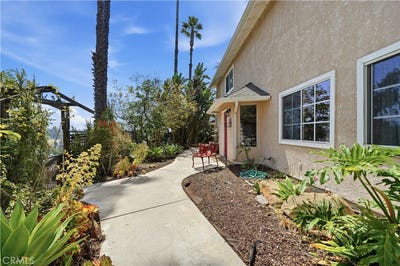 /international/us/717-porter-road-fallbrook-ca-110108568394/