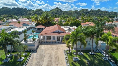 /international/us/355-camino-del-cupey-sabanera-dorado-dorado-pr-110105803329/