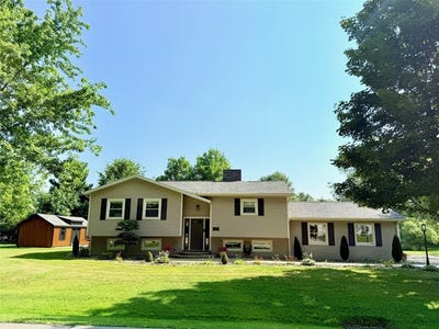 /international/us/203-n-skytop-road-edinboro-pa-110101425451/?lang=zh-tw