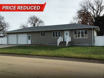 /international/us/509-e-2nd-street-atkinson-ne-110106027800/