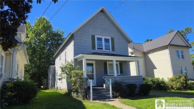 /international/us/251-king-street-dunkirk-ny-110120003980/