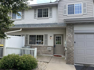 /international/us/7817-w-145th-street-savage-mn-110109182990/