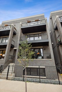 /international/us/819-n-paulina-street-chicago-il-110108478883/