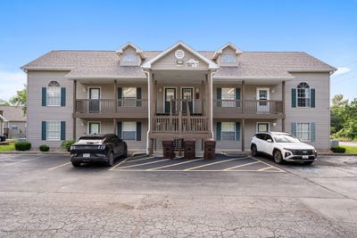 /international/us/490-abby-lane-branson-mo-110108386544/