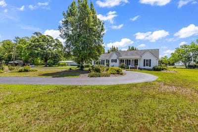 /international/us/801-highway-701-s-loris-sc-110105287488/