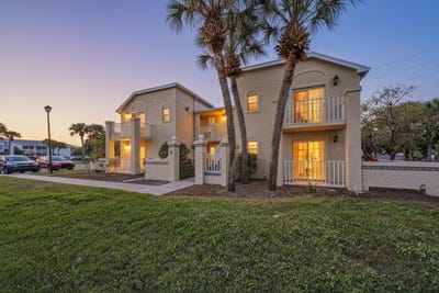 /international/us/1679-se-green-acres-circle-port-st-lucie-fl-110106346008/