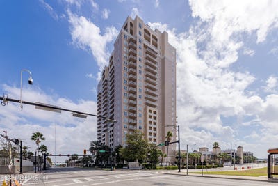 /international/us/400-bay-street-jacksonville-fl-110106280815/
