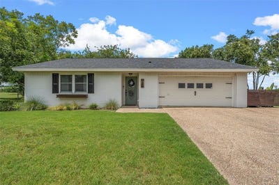 /international/us/128-thompson-circle-lorena-tx-110101406083/