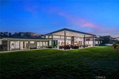 /international/us/7663-e-corto-anaheim-hills-ca-110108881685/