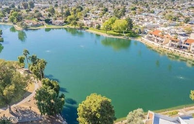 /international/us/11040-n-28th-drive-phoenix-az-110107554128/