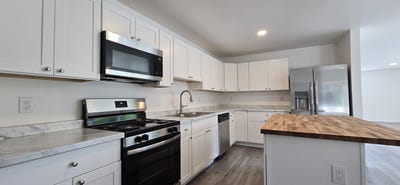 /international/us/1578-dover-road-epsom-nh-110109212537/