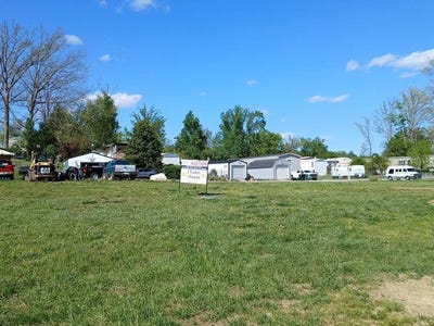 /international/us/22-23-granada-circle-hurricane-wv-110107686505/