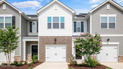 /international/us/436-ember-street-sanford-nc-110105872592/