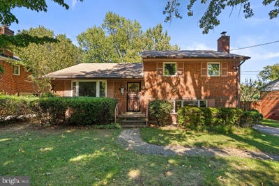/international/us/4819-ertter-drive-rockville-md-110120153309/