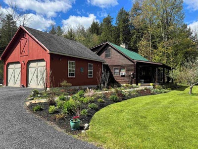 /international/us/300-westminster-w-road-rockingham-vt-110107992088/