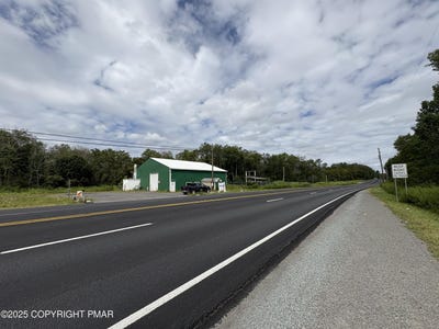 /international/us/109-drinker-turnpike-sr-435-clifton-township-pa-110101189465/