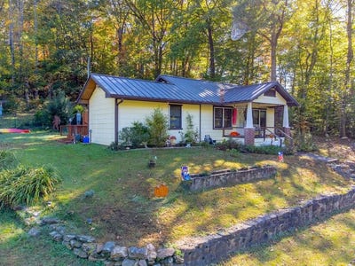 /international/us/152-mills-branch-road-sylva-nc-110120155123/
