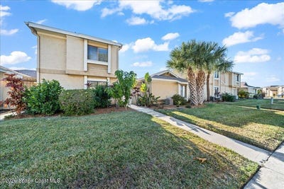 /international/us/1030-abada-court-ne-palm-bay-fl-110104974998/