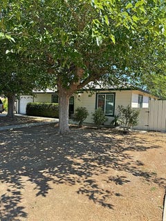 /international/us/445-yale-avenue-coalinga-ca-110099851997/