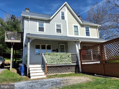 /international/us/825-s-1st-avenue-coatesville-pa-110107844223/