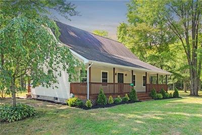 /international/us/8494-murphy-road-thompson-oh-110101397731/
