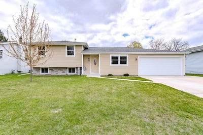 /international/us/309-hanz-street-schofield-wi-110107830904/
