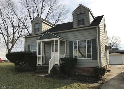 /international/us/18208-edinboro-avenue-maple-heights-oh-110107344510/