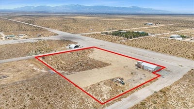 /international/us/8920-poppy-road-adelanto-ca-110099066444/